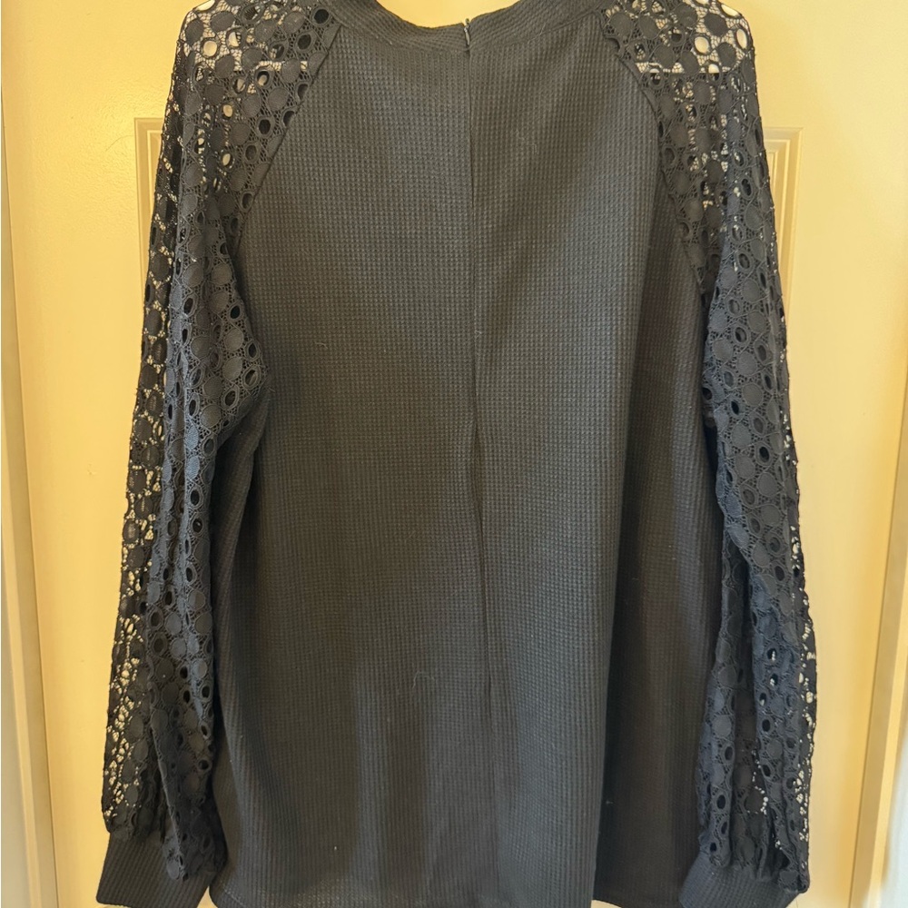 Black Waffle Weave Lace Sleeve Top - Picture 3 of 7